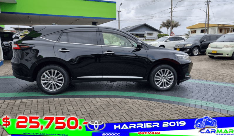 TOYOTA HARRIER 2019 full