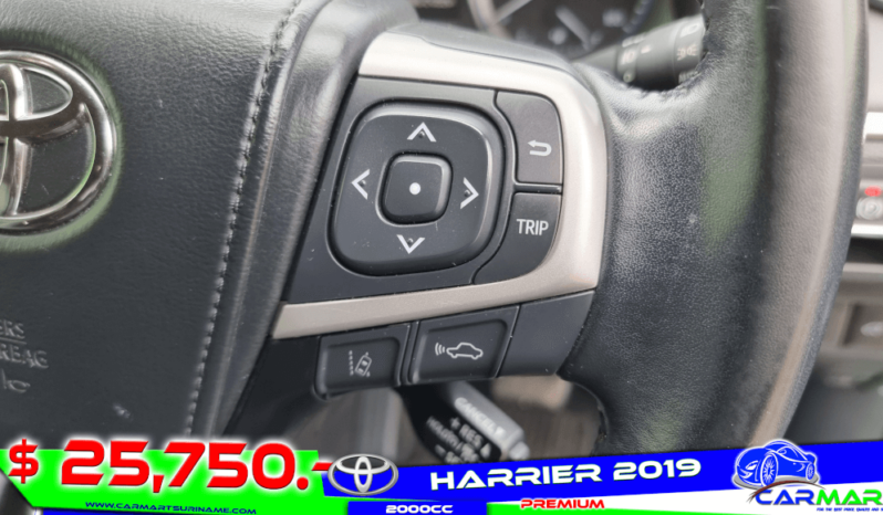 TOYOTA HARRIER 2019 full